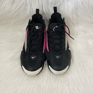 Nike sneakers shoes for women